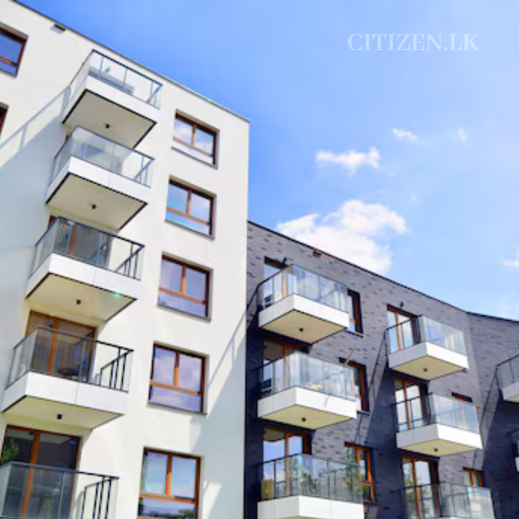 ආපදාවට ලක් වූ නිවාස වෙනුවට, නිවාස සංකීර්ණ ස්ථාපිත කරයිද?